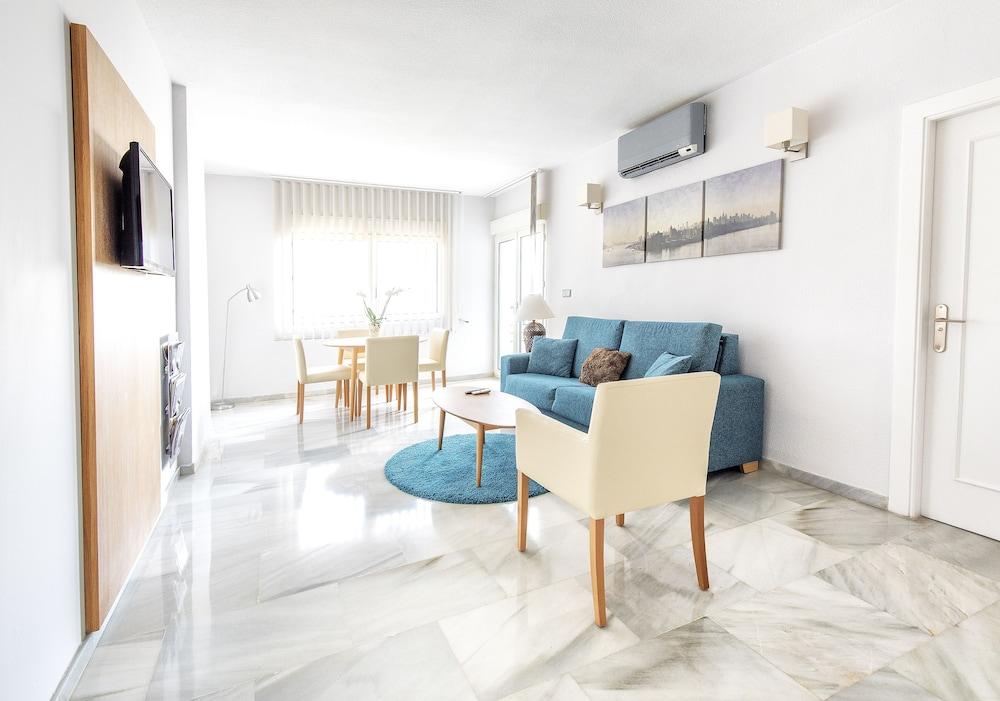 First Flatotel Internacional Benalmádena Exterior photo